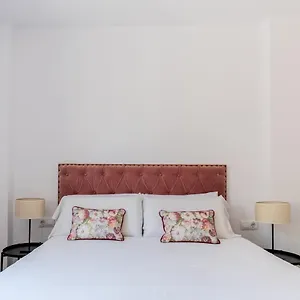 Olehousing - Cathedral Terrace Seville